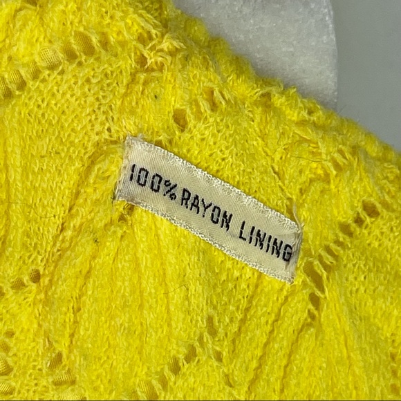Vintage Go-Go Dress Yellow Knitted Size Medium/6 Winkleman’s Detroit - Picture 13 of 13